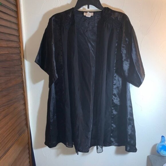 Victoria’s Secret Gold Label Open Front Black Satin Robe Small - Picture 1 of 8